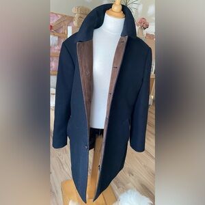 Lauren Ralph Lauren Navy Chocolate Brown Coat with Navy Lining Genuine Down Fill